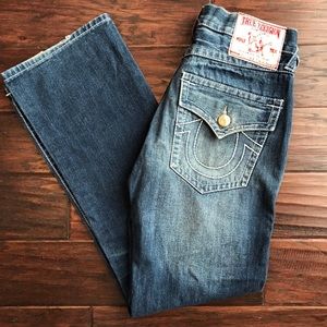 True Religion Jeans // Bootcut // 32